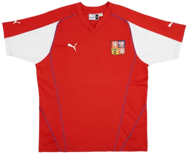 Puma 2004-05 Czech Republic Basic Home Shirt - 4/10 - (XL)