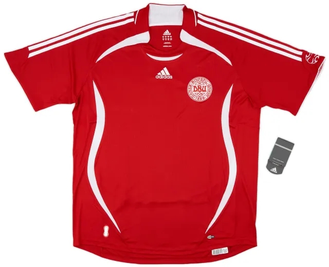 adidas 2006-08 Denmark Home Shirt (XL)