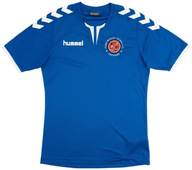 2018-20 Fleetwood Town Hummel Training Shirt - 10/10 - (S)