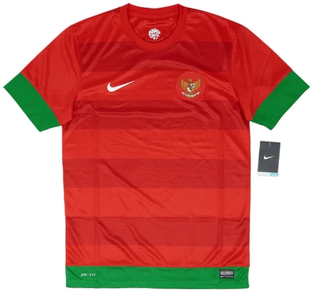 Nike 2012-14 Indonesia Home Shirt (M)