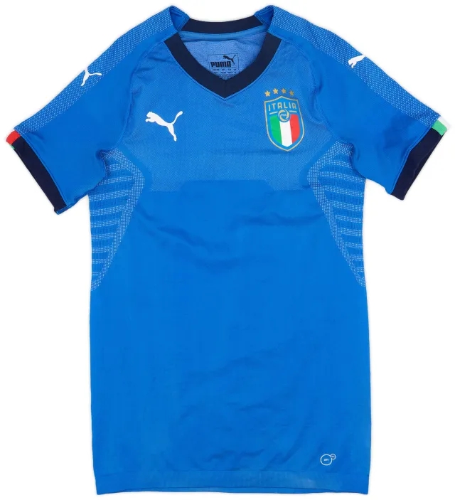 Puma 2018-19 Italy Authentic Home Shirt - 6/10 - (M)