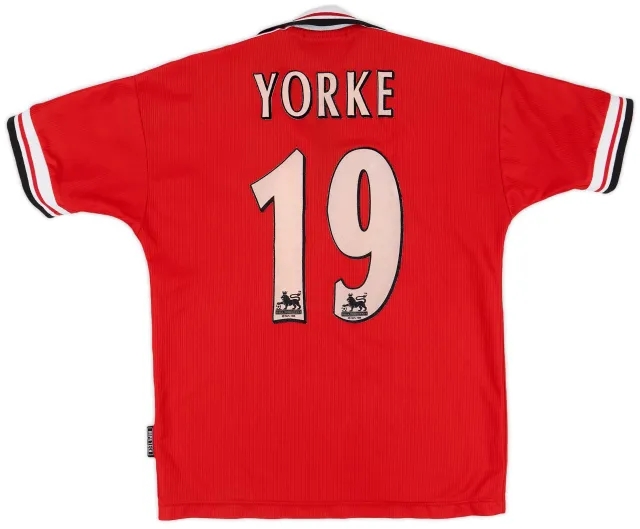 Umbro 1998-00 Manchester United Home Shirt Yorke #19 - 7/10 - (L.Boys)