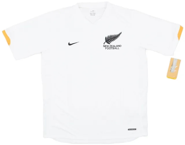 Nike 2006-07 New Zealand Home Shirt (L)