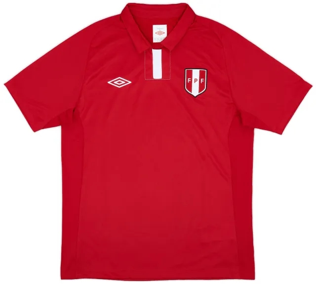 Umbro 2012-14 Peru Away Shirt - 9/10 - (L)