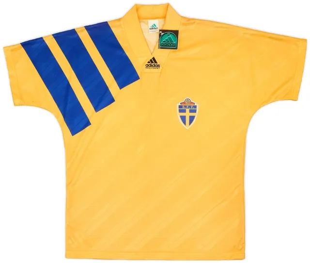 adidas 1992-94 Sweden Home Shirt (L)