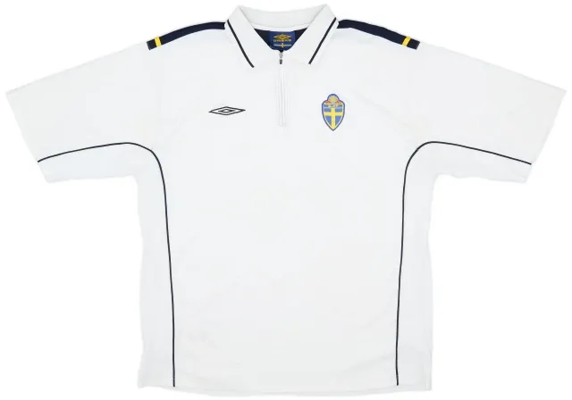 2004-05 Sweden Umbro 1/4 Zip Training Shirt - 6/10 - (XXL)