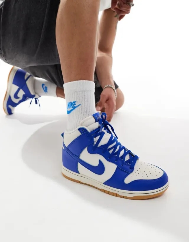 Nike Sportswear Dunk High Retro SE