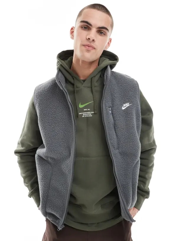 Nike Club Sherpa Men Jackets - Grey