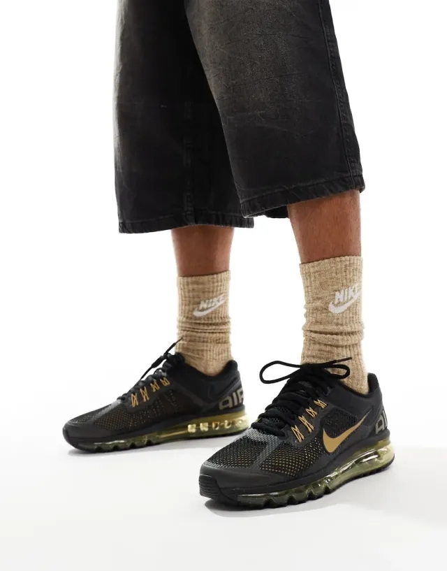 Nike AIR MAX 2013