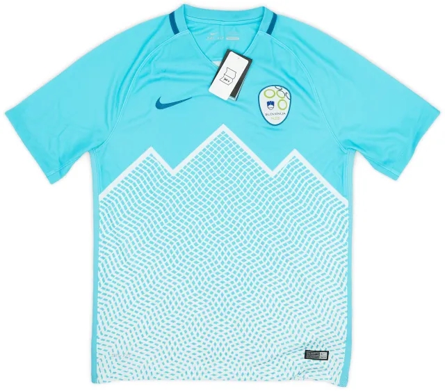 Nike 2016-17 Slovenia Home Shirt (M)