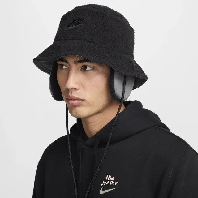 Nike APEX WINTERIZED BUCKET HAT