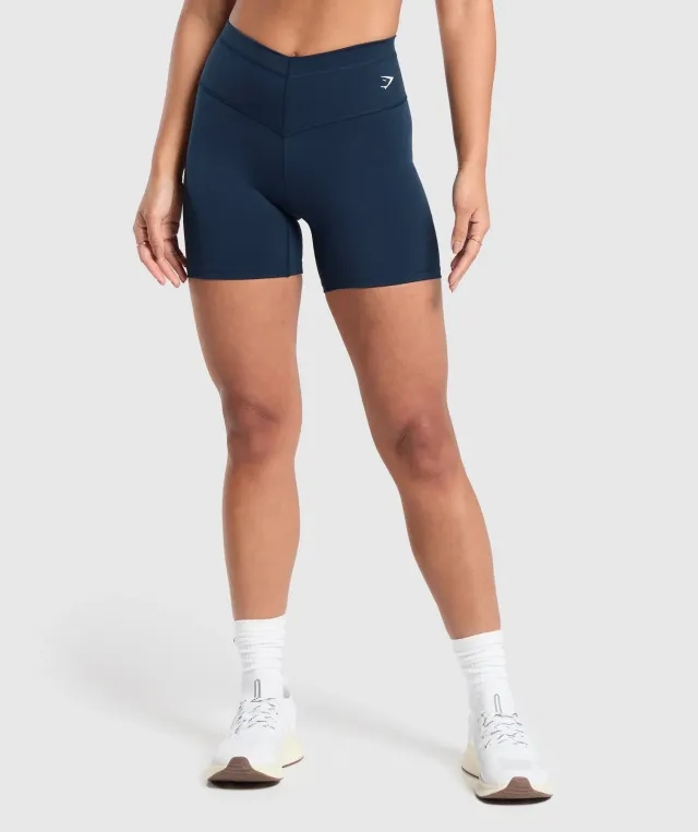 Gymshark Everyday Front V Waistband Shorts - Navy