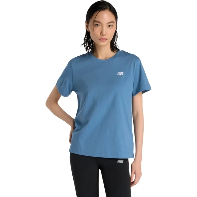 New Balance  SMALL LOGO T-SHIRT  women's T shirt in Beige