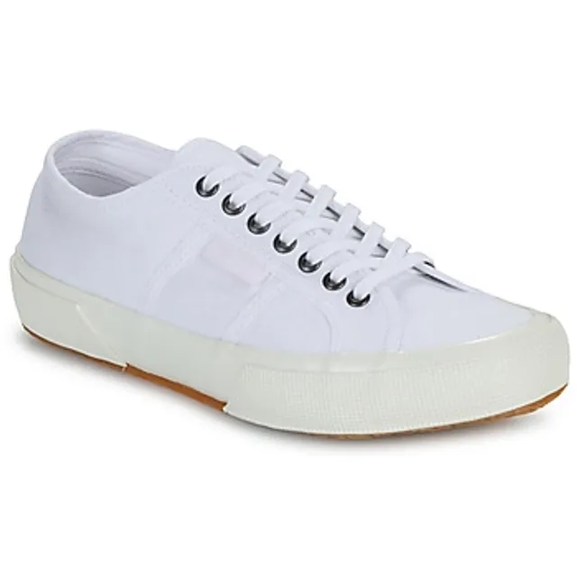 Superga  2750 OG  men's Shoes (Trainers) in White