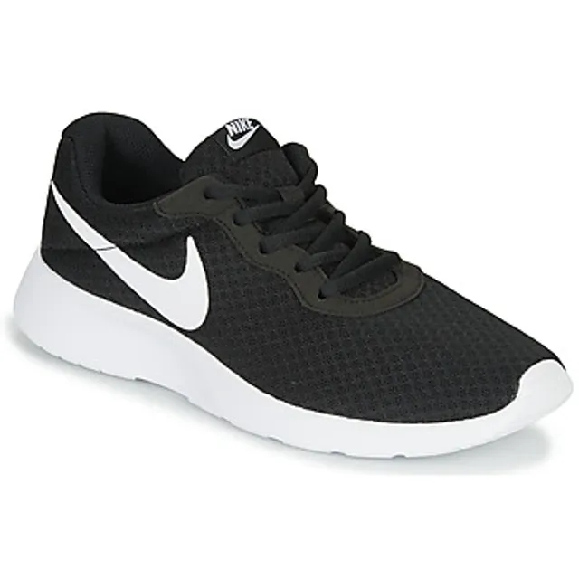 Nike  TANJUN  women's Shoes (Trainers) in Black