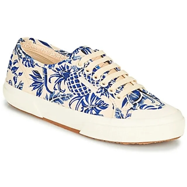 Superga  2294-COTFANW  women's Shoes (Trainers) in Beige
