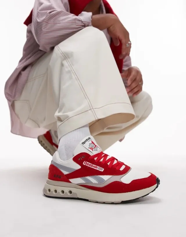 Reebok ERS World, Red