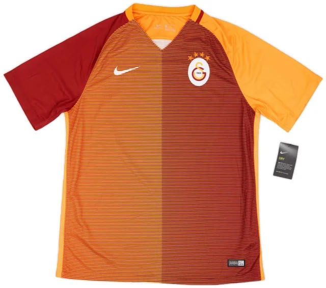 Nike 2016-17 Galatasaray Home Shirt (L)