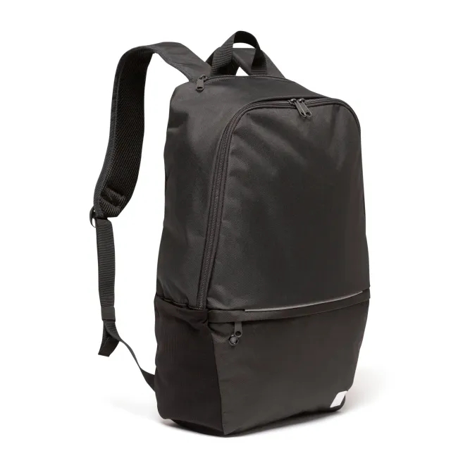 Kipsta 24L Backpack Essential - Black