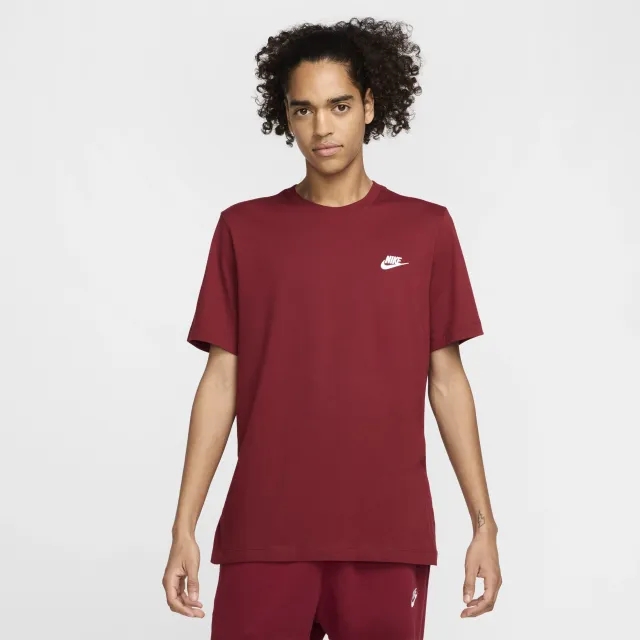 Nike Club T-Shirt In Red - Red