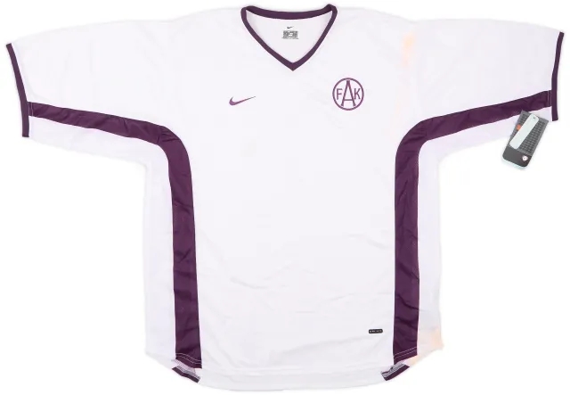 Nike 2002-03 Austria Wien Away Shirt (L)