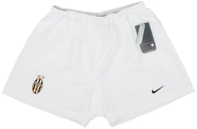 Nike 2003-04 Juventus Home Shorts (L)