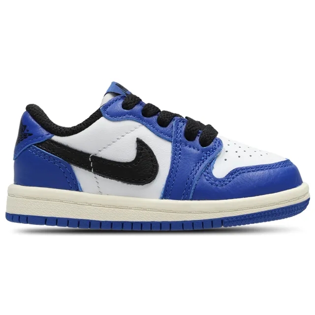 Nike Court Invader - Black