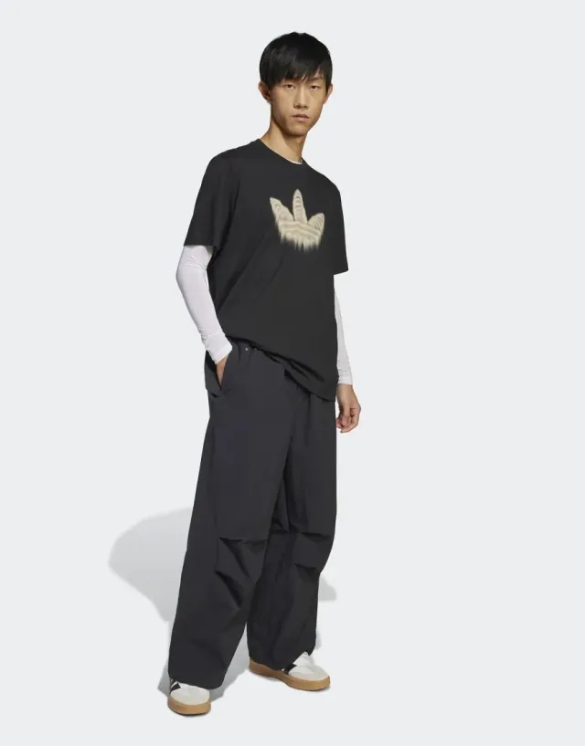 adidas Originals Men Premium Essentials Utility Parachute Pa
