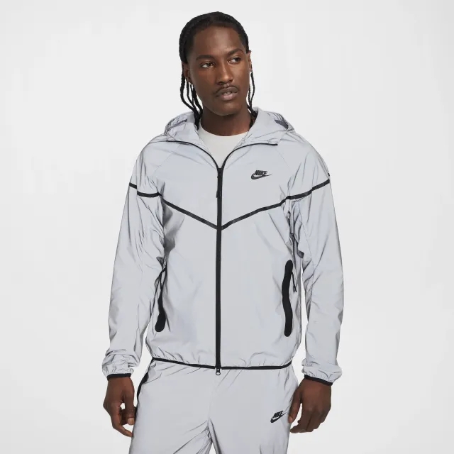 Nike Tech Men's Woven Flash Jacket - Grey - Nylon