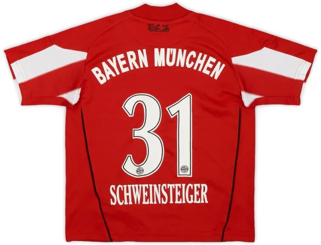 adidas 2010-11 Bayern Munich Home Shirt Schweinsteiger #31 - 6/10 - (5-6 Years)