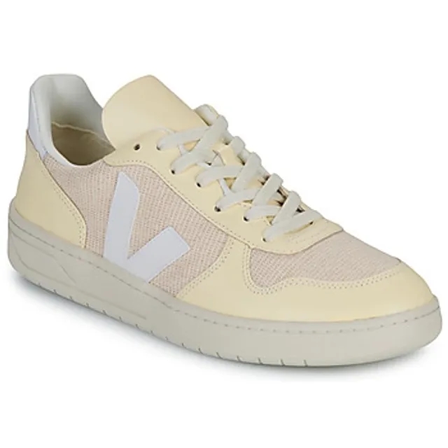 Veja  V-10  men's Shoes (Trainers) in Yellow