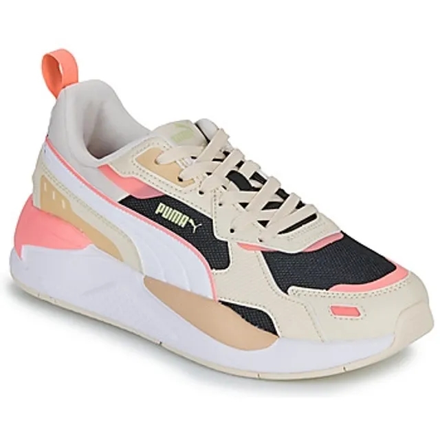 Puma  X-Ray 3  women's Shoes (Trainers) in Beige