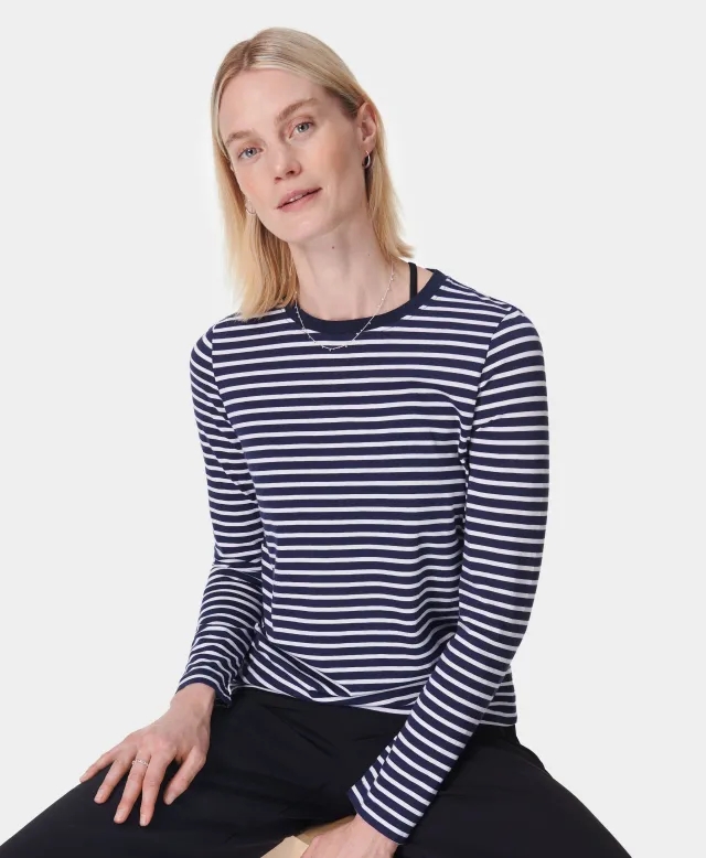 Essential Long Sleeve T-Shirt