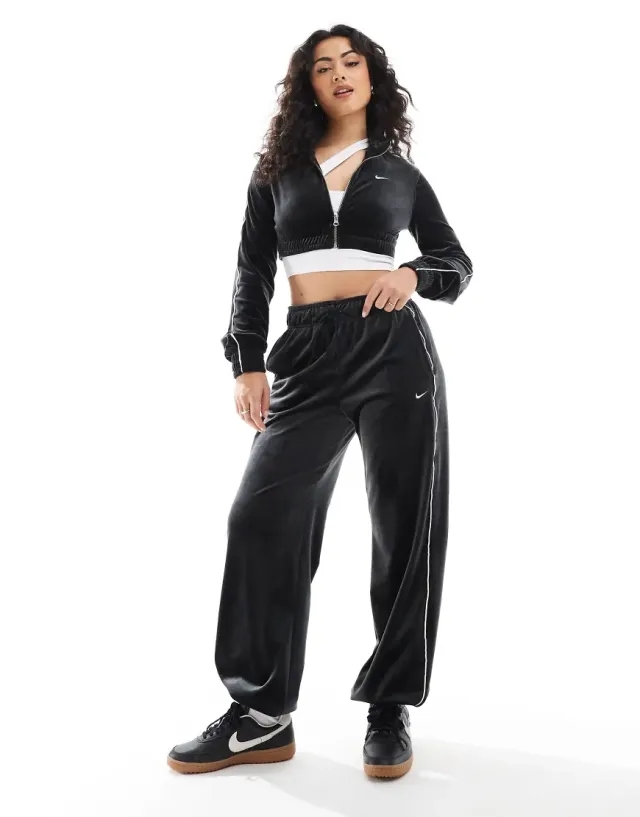 Nike WMNS Collection Velour Jogger