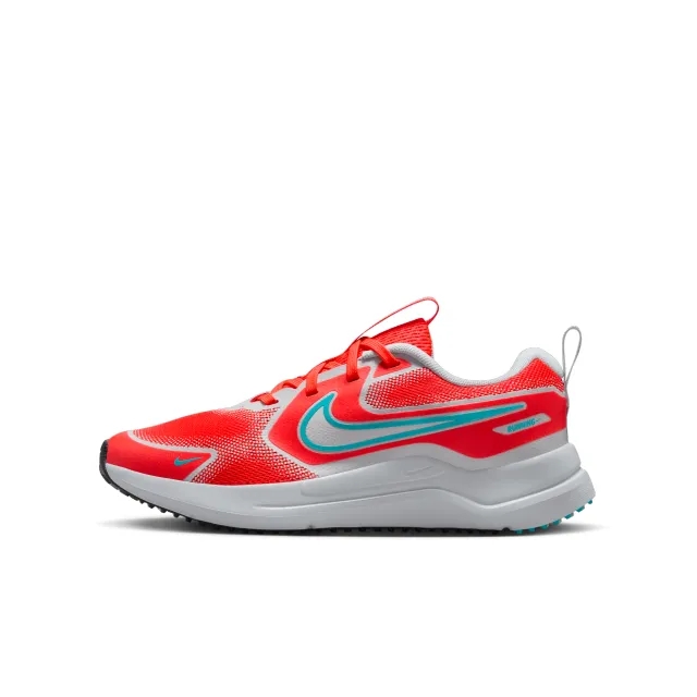 Nike red cosmic runner Youth trainers