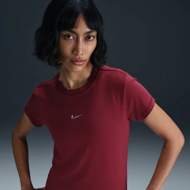 Nike Sportswear Chill Knit Women's Slim Cropped T-Shirt - Red - Modal/Cotton/Elastane