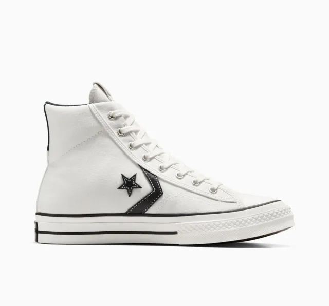 Converse star player 76 hi trainers in white & black