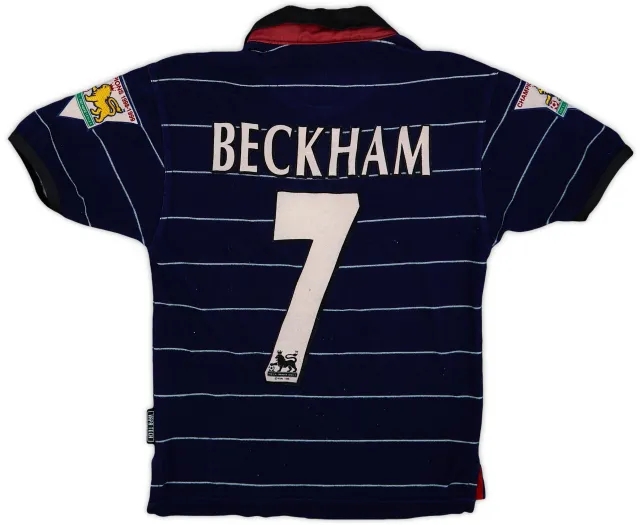 Umbro 1999-00 Manchester United Away Shirt Beckham #7 - 5/10 - (6-7 Years)