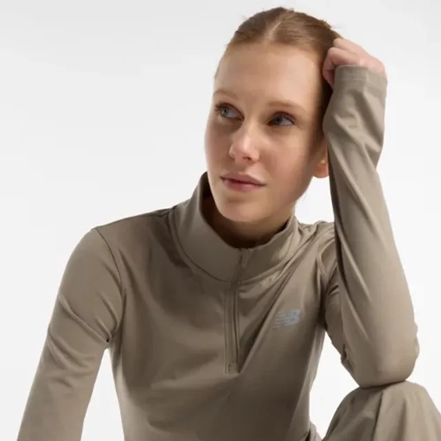 New Balance Women's Script Quarter Zip in Brown Polywoven
