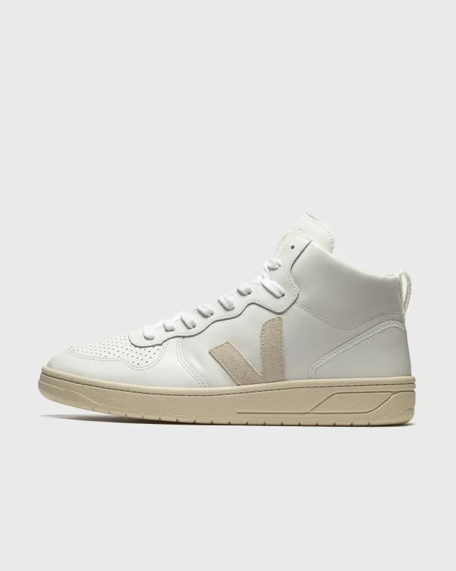 Veja V-15 LEATHER