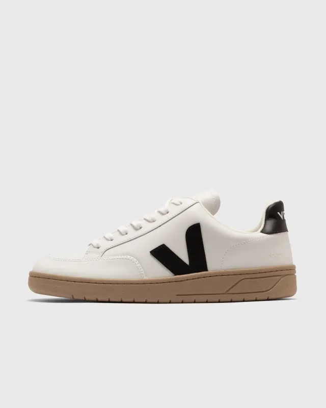 Veja V-12 LEATHER