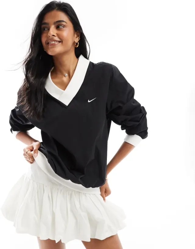 Nike WMNS Essential Woven Woven UV Protection Long-Sleeve V-Neck Crew