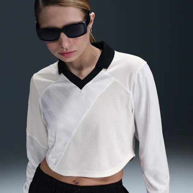 Nike Sportswear Women T-Shirts - White