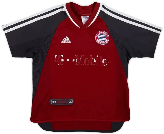 adidas 2002-03 Bayern Munich Home Shirt - 3/10 - (6-7 Years)