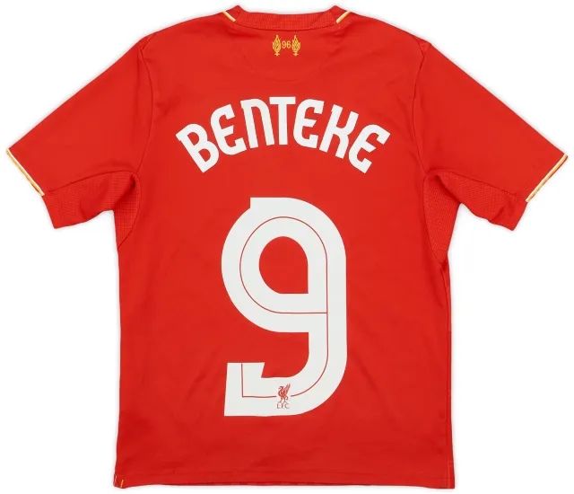 NewBalance 2015-16 Liverpool Home Shirt Benteke #9 - 8/10 - (S.Boys)