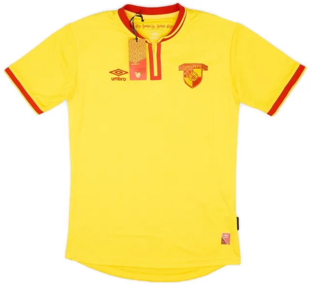 Umbro 2021-22 Goztepe Away Shirt (L)