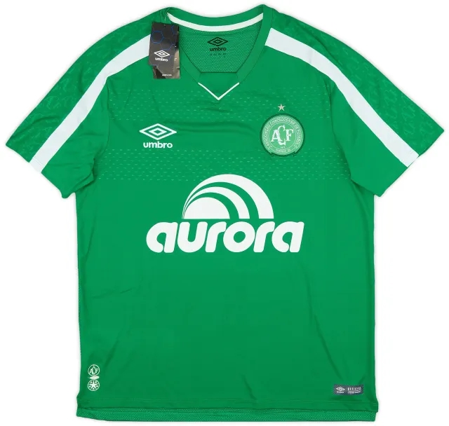Umbro 2018 Chapecoense Home Shirt (L)