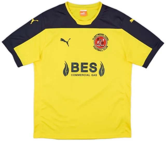Puma 2015-16 Fleetwood Town Away Shirt - 7/10 - (L)