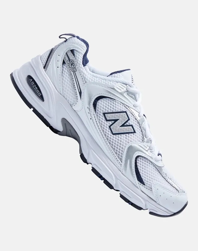 Women's New Balance 530 Trainers in White/Navy Blue