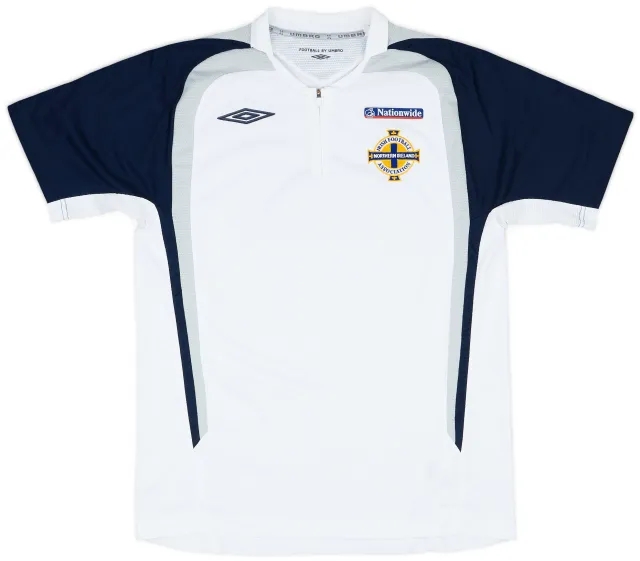 2006-08 Northern Ireland Umbro 1/4 Zip Training Shirt - 9/10 - (M)